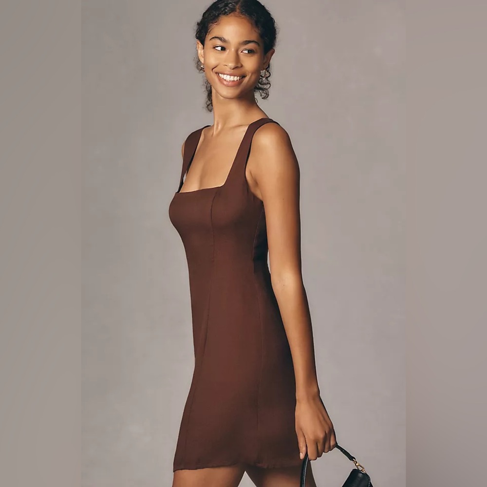 Reformation

Gabin Crêpe Minidress - Picture 3 of 17